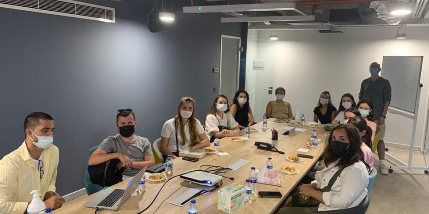 Covid-19 aşısı hakkında bilgi aldılar