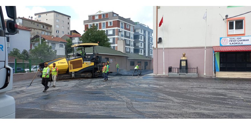 Ekiplerden okullarda bakım çalışmaları