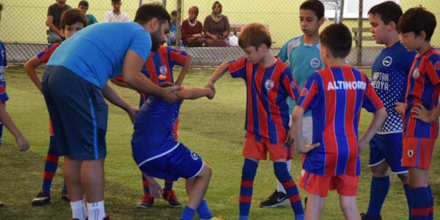 TSE’de Dostluk Kazandı