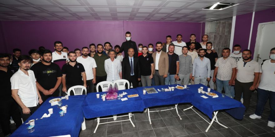 Başkan Büyükgöz Gebzesporlu gençlerle buluştu