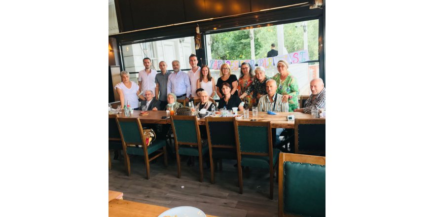 Osmanoğlu yıllardır görüşmeyen kardeşleri buluşturdu