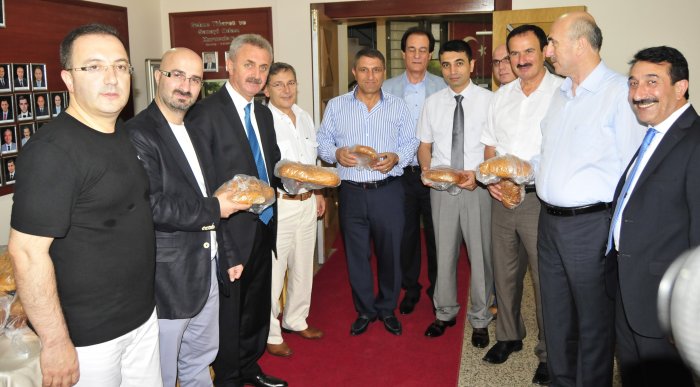 GTO’dan çörekli bayramlaşma