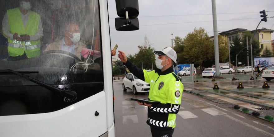 Kocaeli’de servis araçları denetlendi