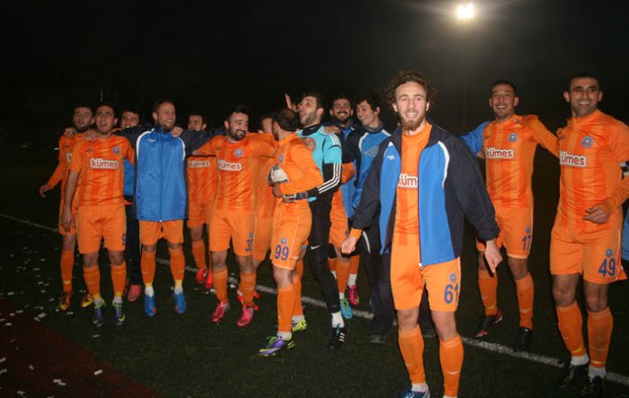 SULTANORHAN 3 AĞUSTOS’TA SAHAYA İNİYOR