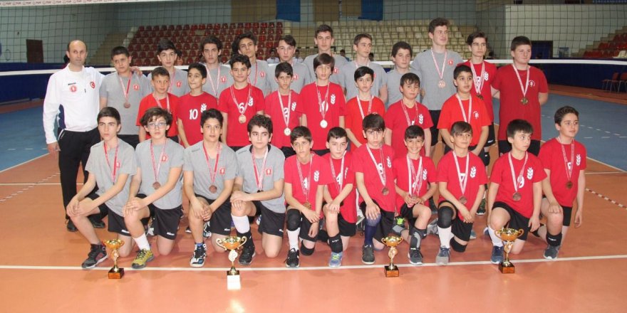Geleceğin voleybolcuları aranıyor