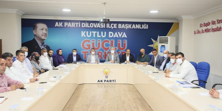 Büyükakın ve Ellibeş mahalle toplantılarına katıldı