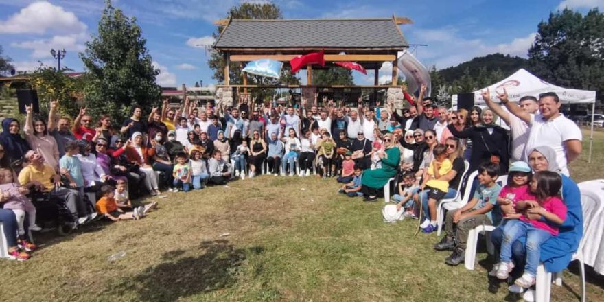 MHP’liler piknikte buluştu