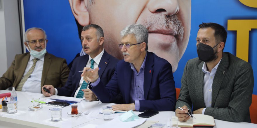 Ellibeş: Hiçbir zaman cuntadan medet ummadık
