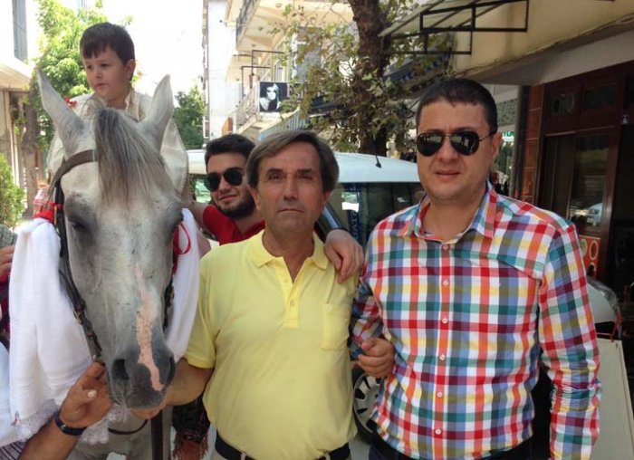 Yalçın delikanlılığa adım atıyor