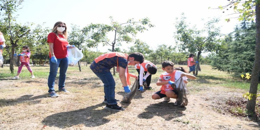 Dünya Temizlik Günü’nde Çağdaşkent’i temizlediler