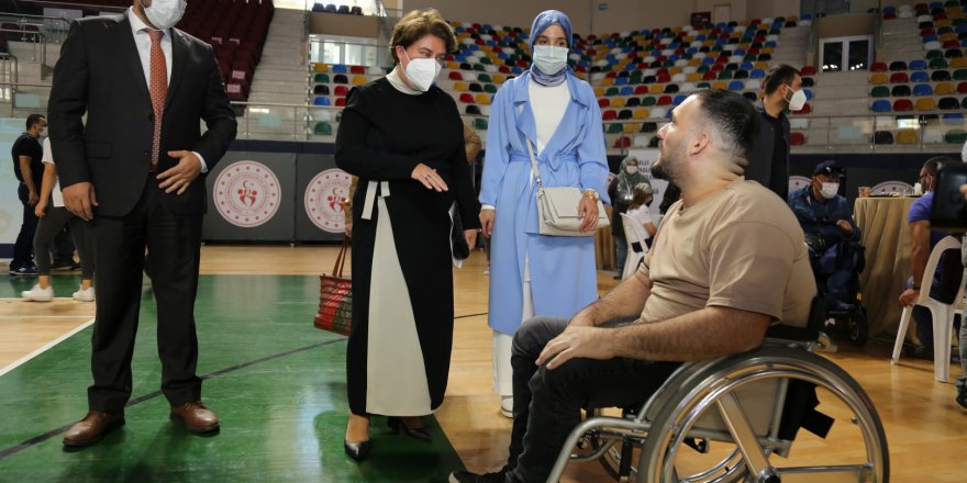 ‘’Ben de Varım’’ projesine  Figen Büyükakın’dan destek