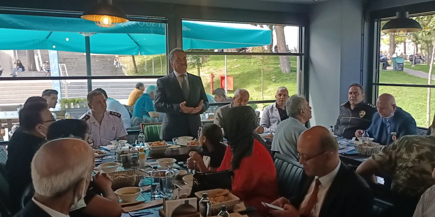 Kaymakam Güler, Gaziler onuruna yemek verdi
