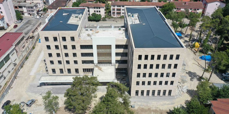 Hizmet binasında peyzaj çalışması