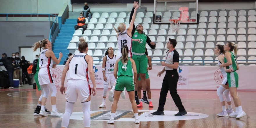 İzmitli Periler, Beşiktaş’ı devirdi: 83-72
