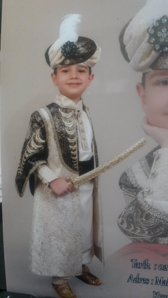 Muhammed Yasir erkekliğe adım atıyor