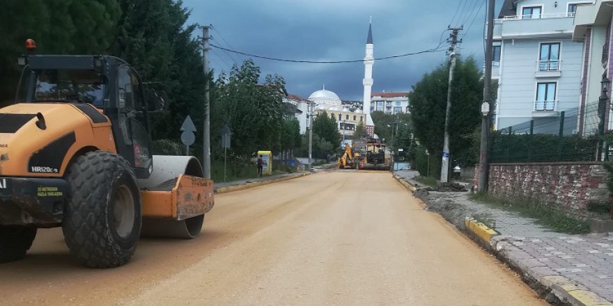 Sezai Karakoç Caddesi’nde üstyapı çalışmalarına başlandı