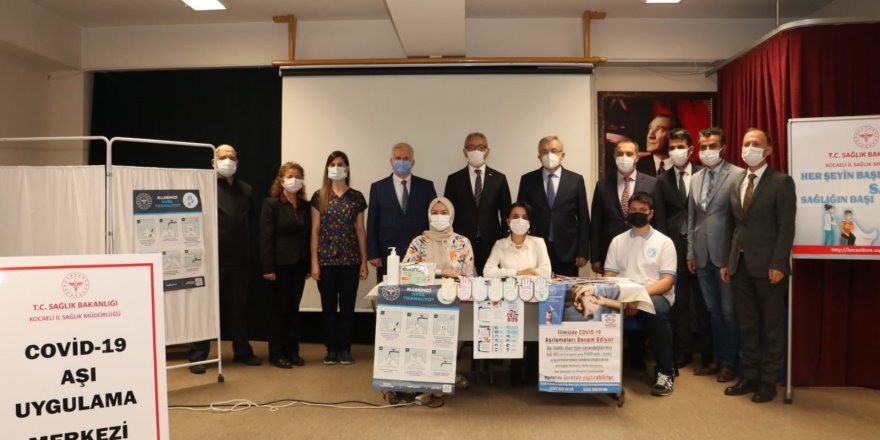 Okullarda aşı seferberliği devam ediyor