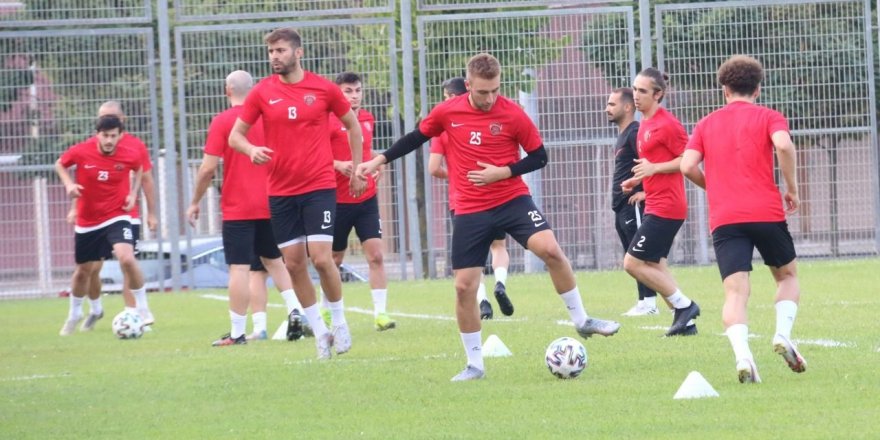 Gölcükspor’un Afyon kampı başladı