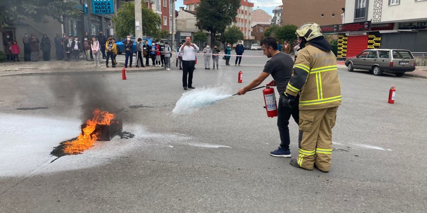 İtfaiyeden mahalle sakinlerine eğitim