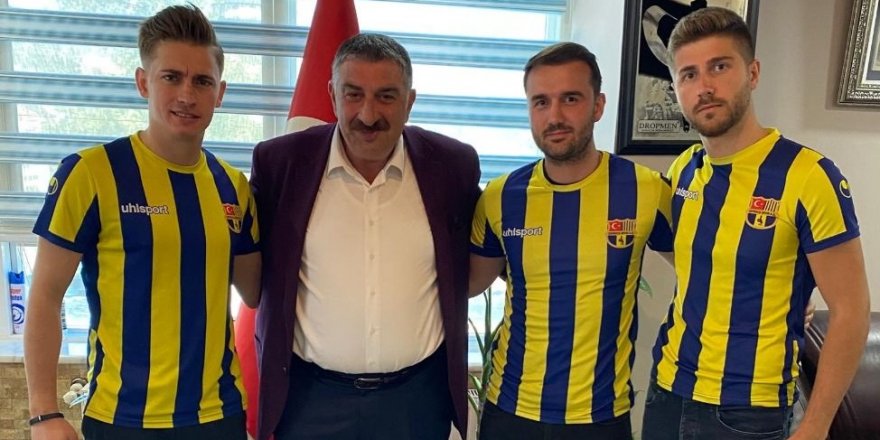 Alper, Ozan ve Cenk şampiyonluktan emin
