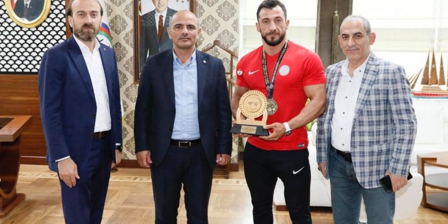 Söğüt’ten Türkiye Şampiyonu’na tebrik