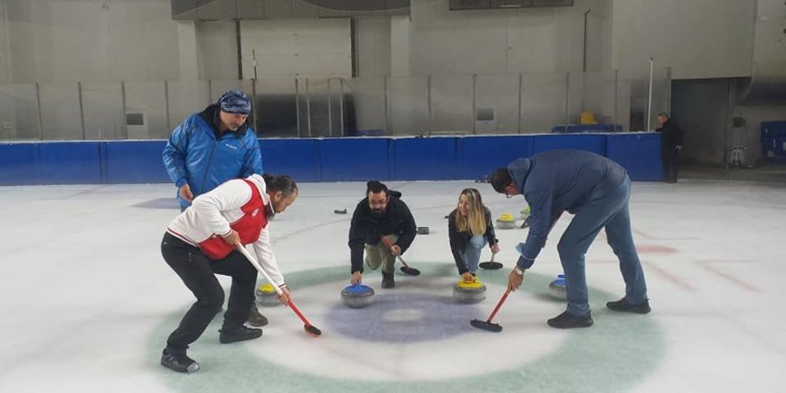 Altınay Kulübü’ne özel ziyaretçiler