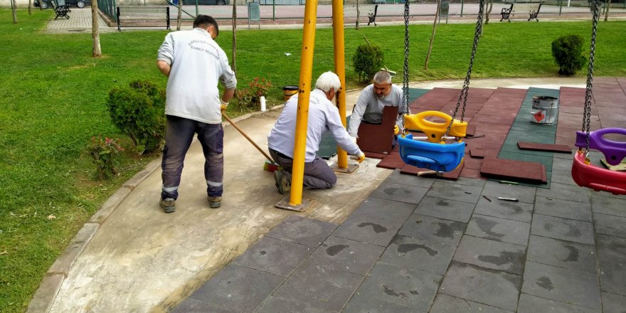 Darıca’da parklar çocuklar için güvenli hale getiriliyor