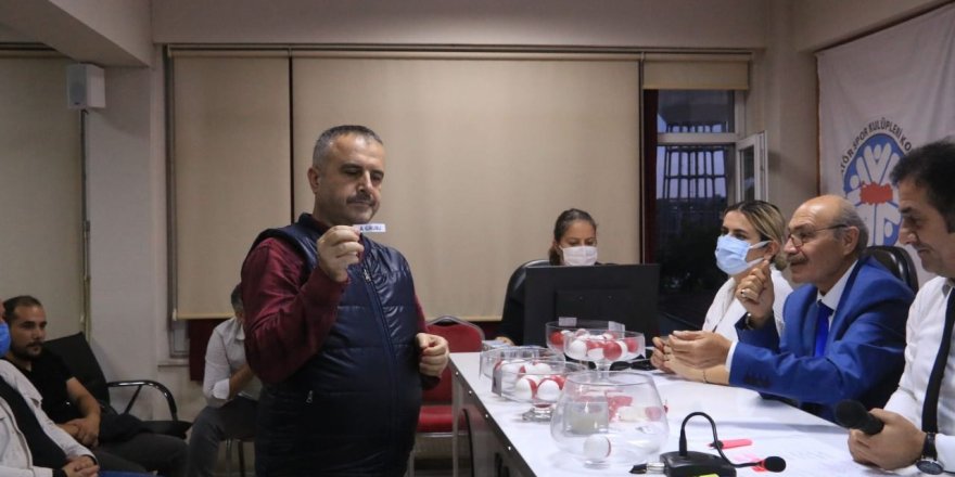 Amatörde kuralar çekildi