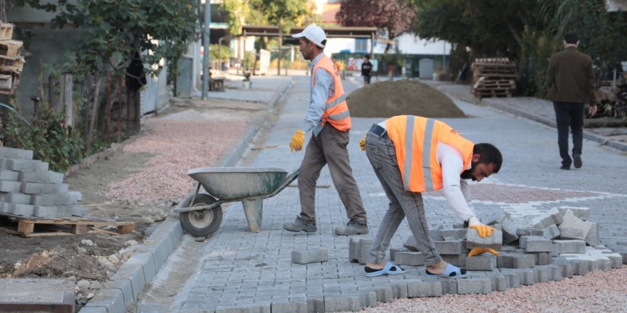 Seyfibey Sokak’ta çalışmalar sürüyor