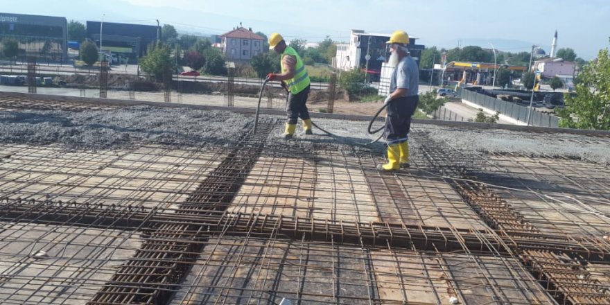 Distilasyon tesisinde yoğun mesai