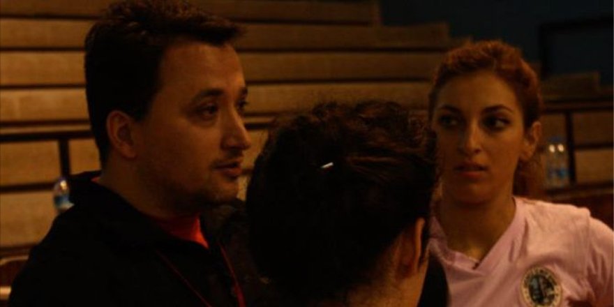 Kızlar kötü başladı: 3-0