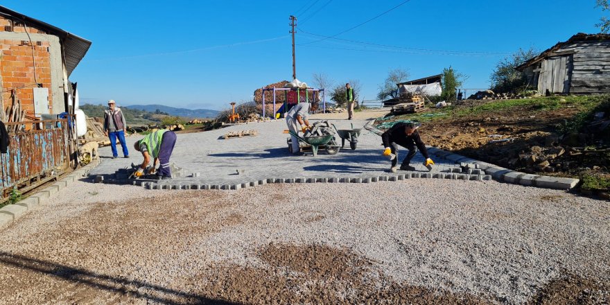 Altyapıdan sonra üstyapı çalışmaları yapılıyor