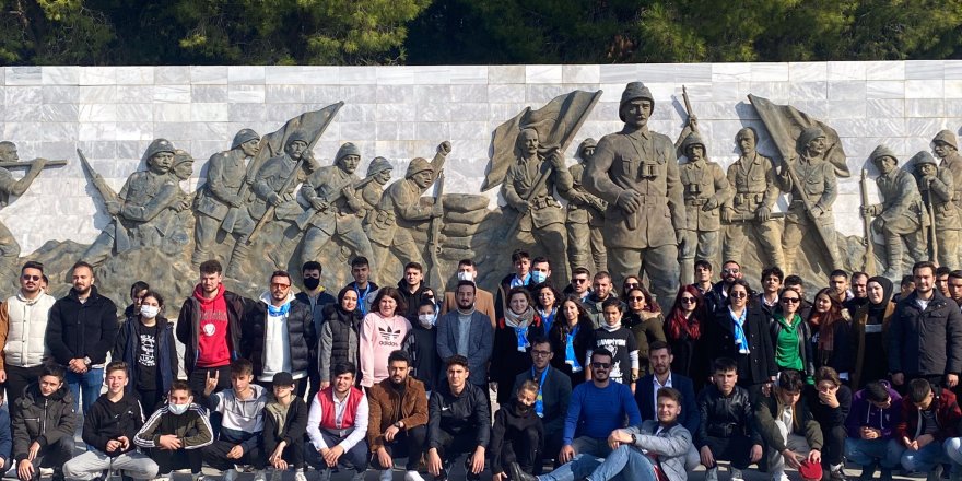 İyi Partili gençler Çanakkale’ye gitti