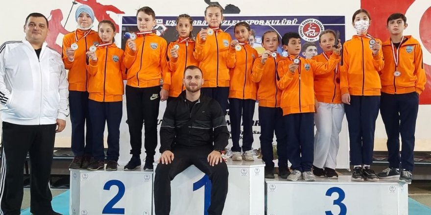 Uşak’tan Kartepeli karateciler geçti!