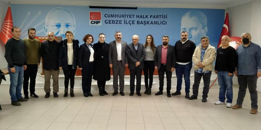 CHP’li Orhan parti büyüklerini dinliyor