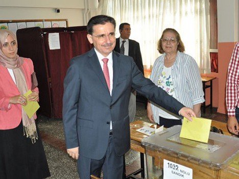 Topaca: Valiye o soru sorulmaz