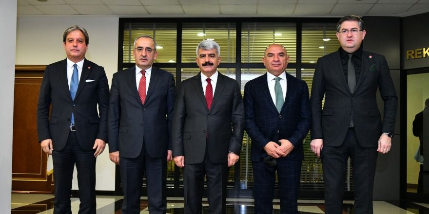 CHP heyeti, Rektör’e taziye ziyaretinde bulundu