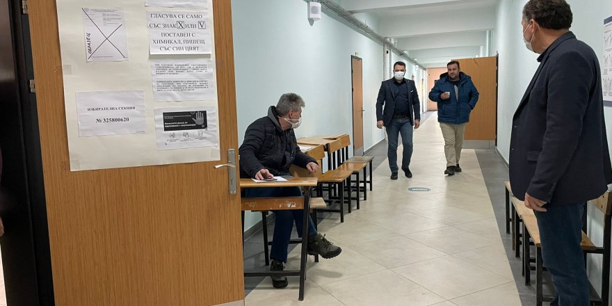 Çifte vatandaşlar bir kez daha sandığa gitti