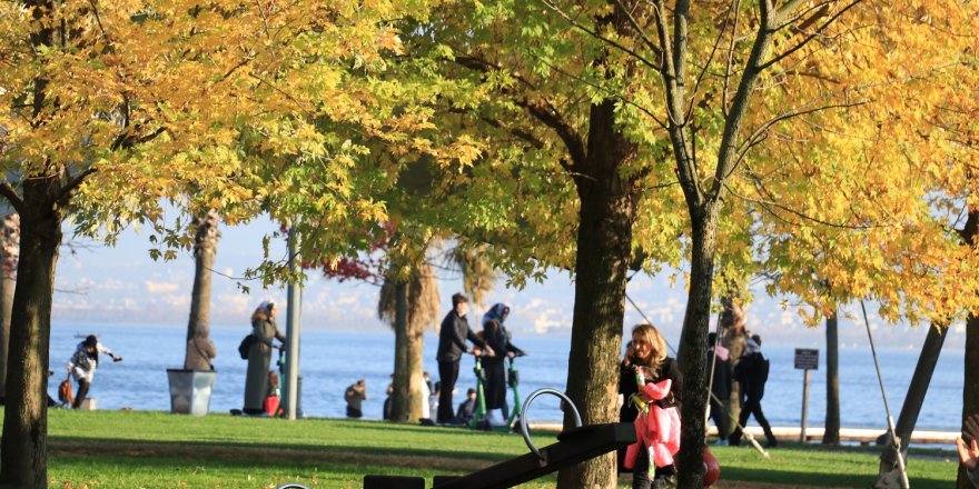 Güneşli havayı fırsat bilenler Sekapark'a akın etti