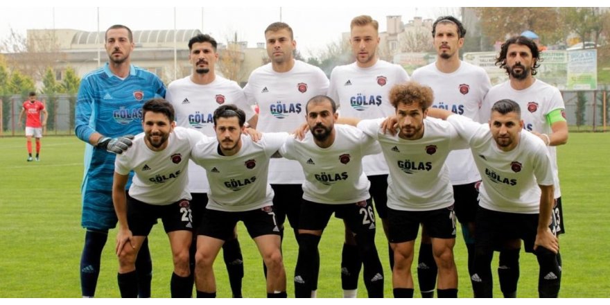 Gölcükspor kendine geldi