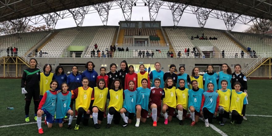 Tabii ki en iyisi bizim kızlar