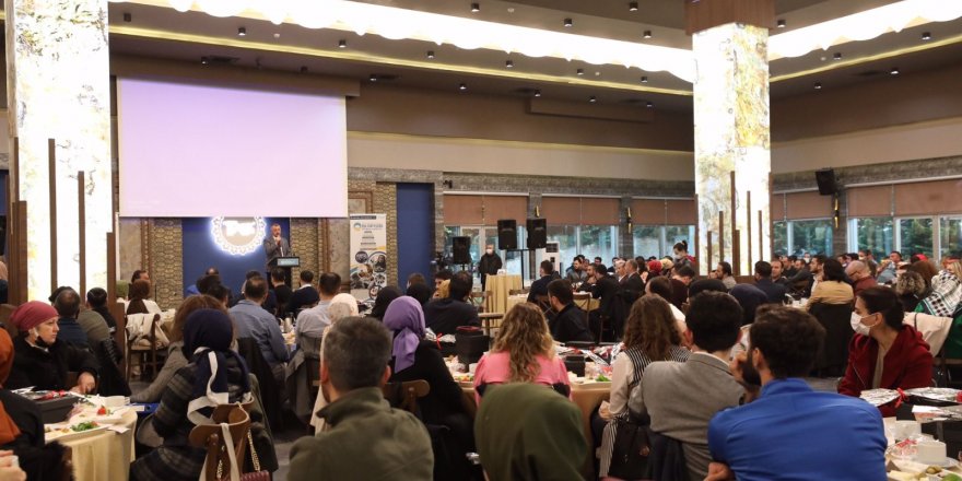 Başkan Büyükakın öğretmenlerle bir araya geldi