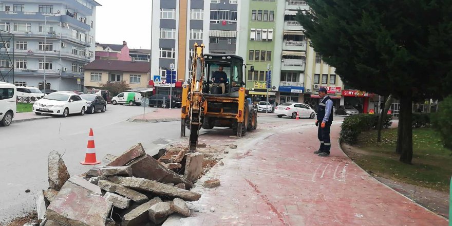 Hastanenin yolu genişletildi