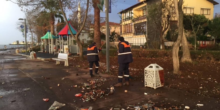 Gebze’de ekiplerden lodos mesaisi