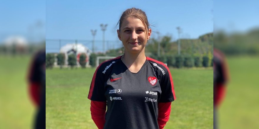 Kübra Cemre milli takımda