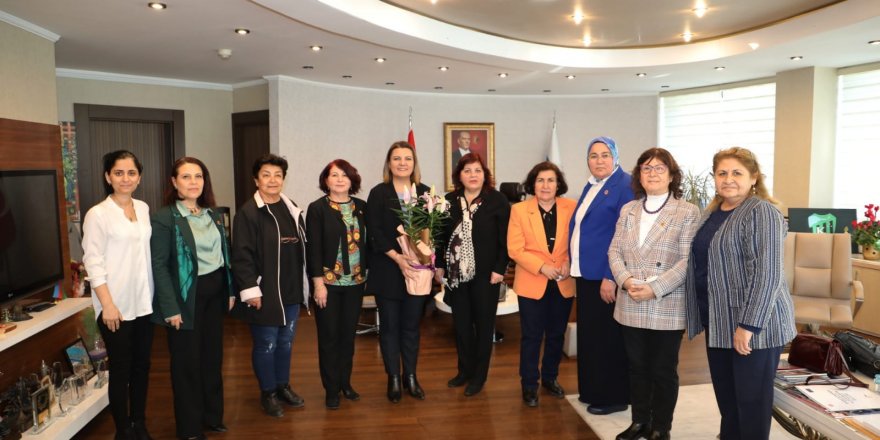 Hürriyet, kadın muhtarları ağırladı