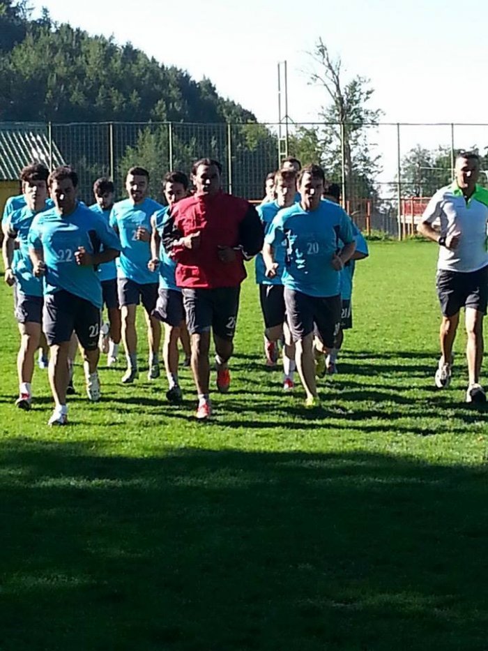 SERHATSPOR KARTEPE'DE SAHAYA İNDİ