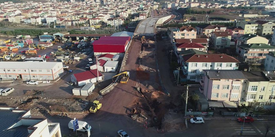 Geçiş köprüsünde çalışmalar ilerliyor