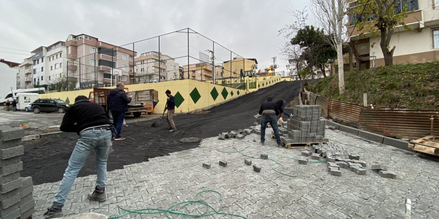 Darıca’da güvenli ulaşım için asfalt ve parke seferberliği