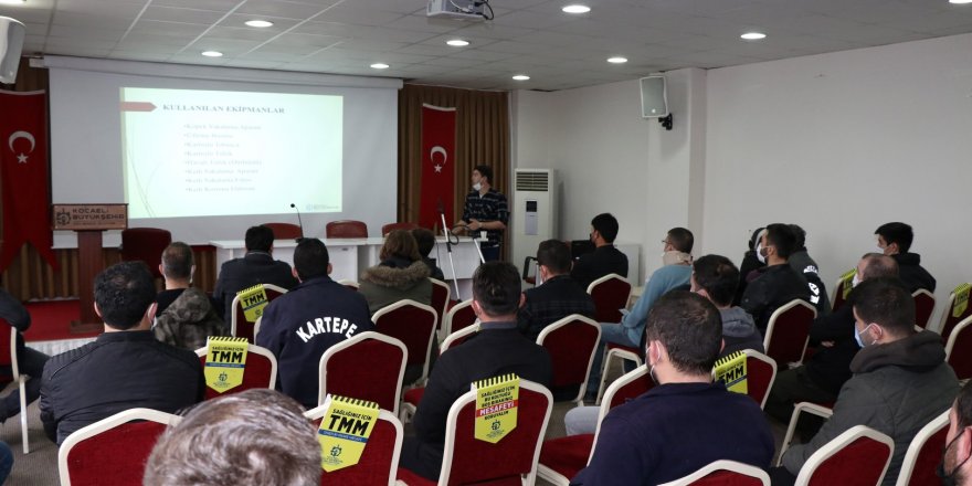 Sokak hayvanlarını yakalama ve toplama eğitimi